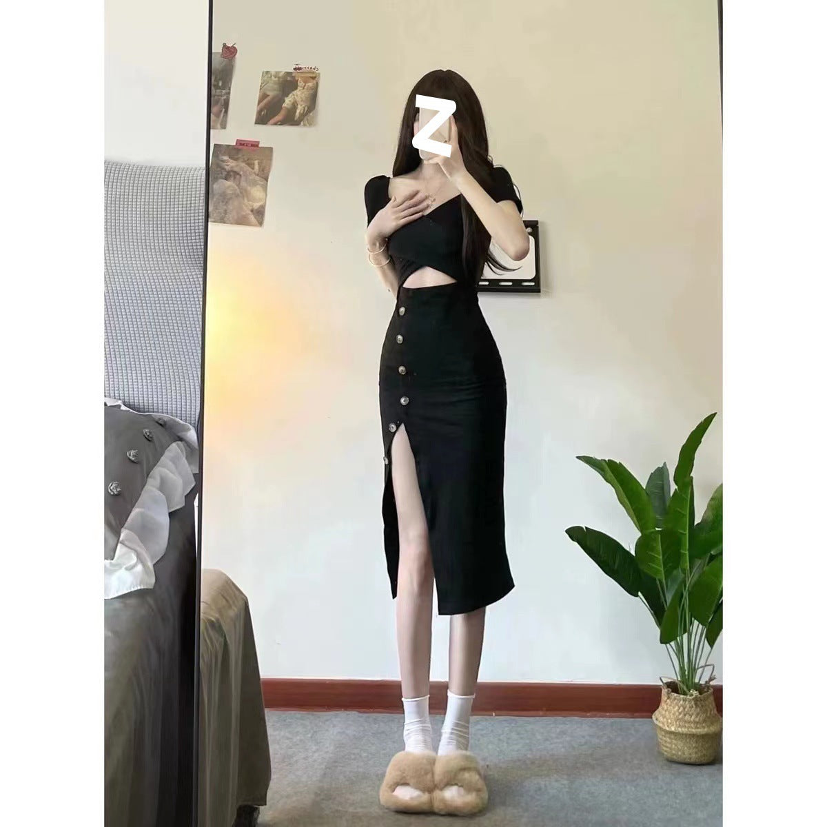 Sexy, Light and Mature Pure Lust Style Design Sexy Royal Sister Black Short-Sleeved Slit Hip-Covering Dress for Women to Slim down the Waist